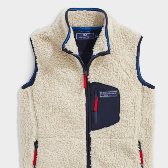 Vineyard Vines Boys Sherpa Vest - Picture 1 of 4